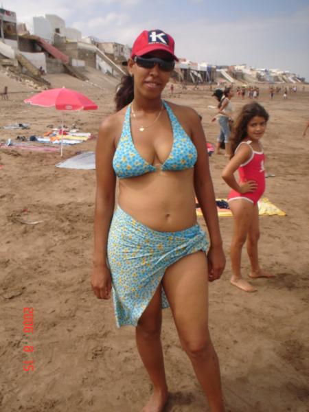 sais  latifa une fille  trés adorable